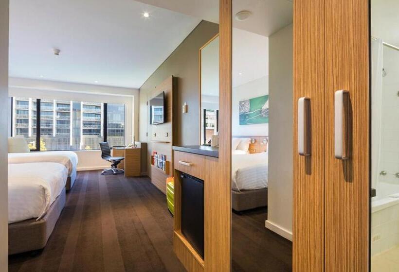 수피리어 룸, Crowne Plaza Canberra, An Ihg