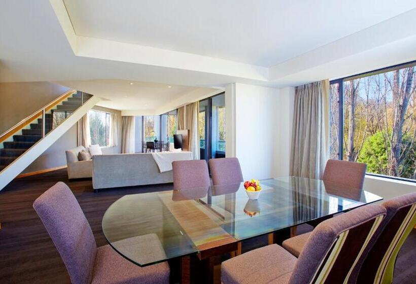 프레지덴셜 스위트, Crowne Plaza Canberra, An Ihg