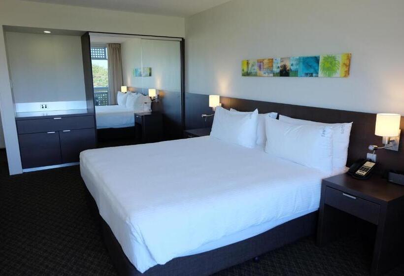 장애인을 위한 킹사이즈 침대 스탠다드 룸, Cairns Harbourside