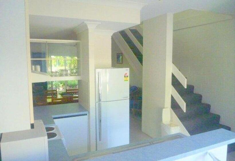 Дом 2 Спальни, Mango Tree Holiday Apartments
