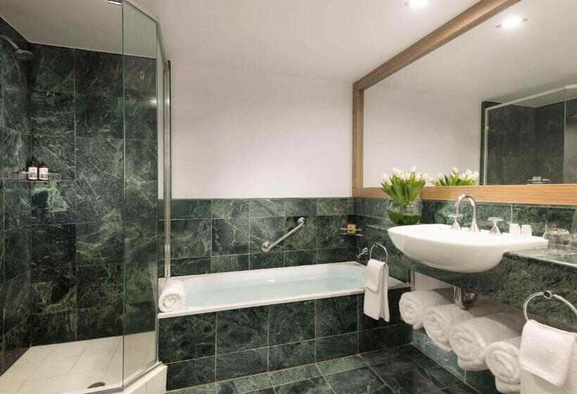 Номер Superior Кровать Куин, Sofitel Gold Coast Broadbeach
