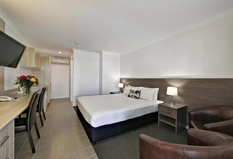 이그제큐티브 룸 킹사이즈 침대, Smart Motels Bert Hinkler