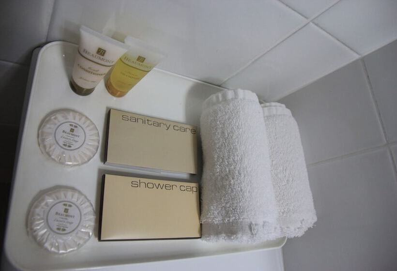 Номер Deluxe с Балконом, Charbonnier Motor Inn