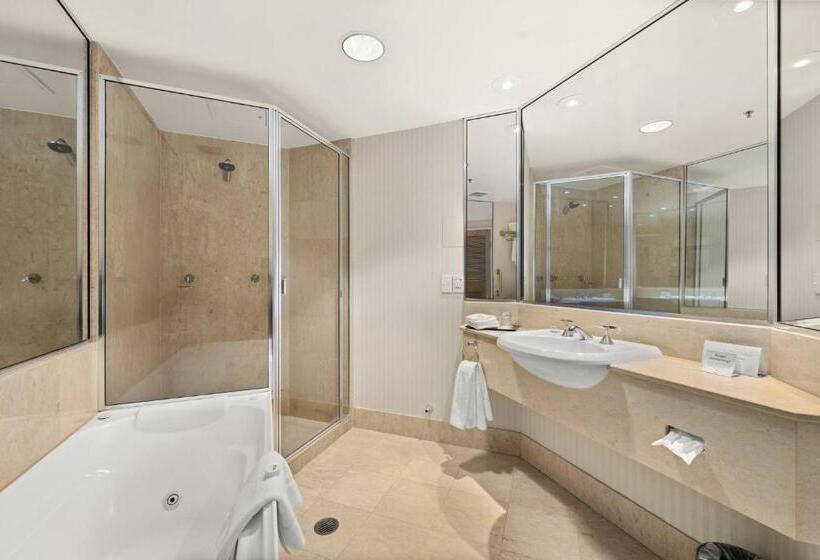 스탠다드 룸, Crowne Plaza Surfers Paradise, An Ihg