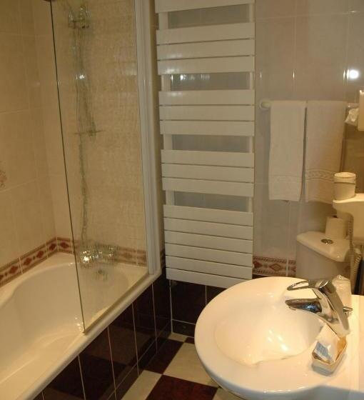 Номер Стандарт, Hôtel Le Relais Du Marquis