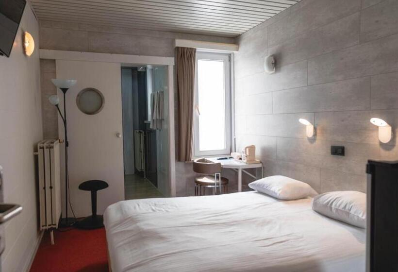 Номер Economy, Richmond