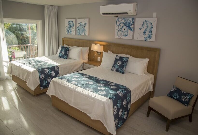 سوئیت جونیور با چشم‌انداز باغ, Siboney Beach Club