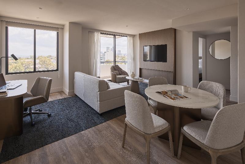 스위트, Rydges North Sydney