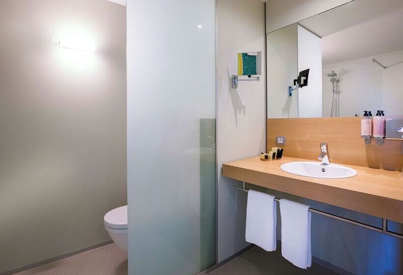 Номер Superior, Ibis Styles Kortrijk Expo