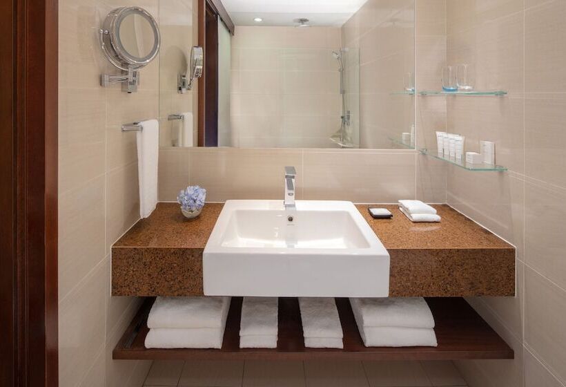 اتاق کلاس بیزنس, Radisson Hotel Brunei Darussalam