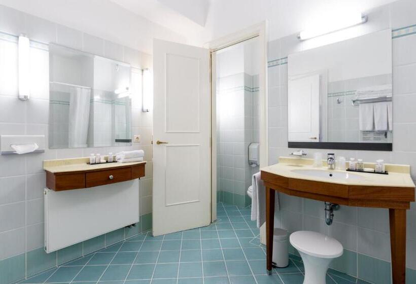 Четырехместный Номер Классик, Thermae Palace