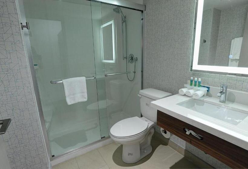 Quarto Estandar para Deficientes Físicos, Holiday Inn Express & Suites Toronto Airport West, An Ihg