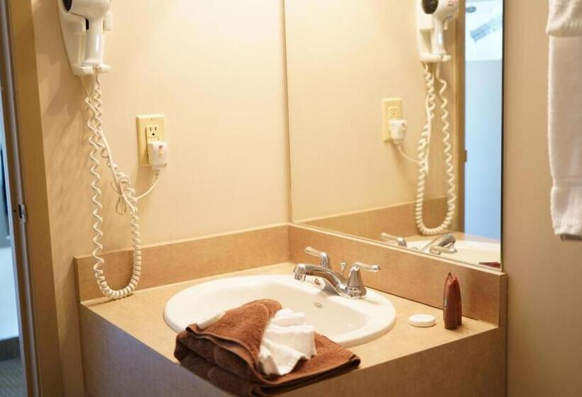 １階のスタンダードルーム, River Rapids Inn