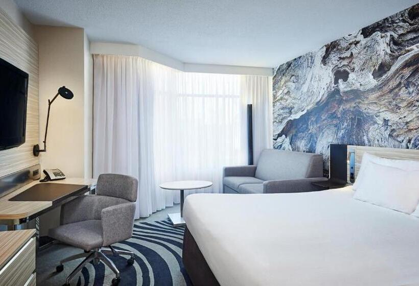 Executive Værelse King Size Seng, Novotel Toronto North York