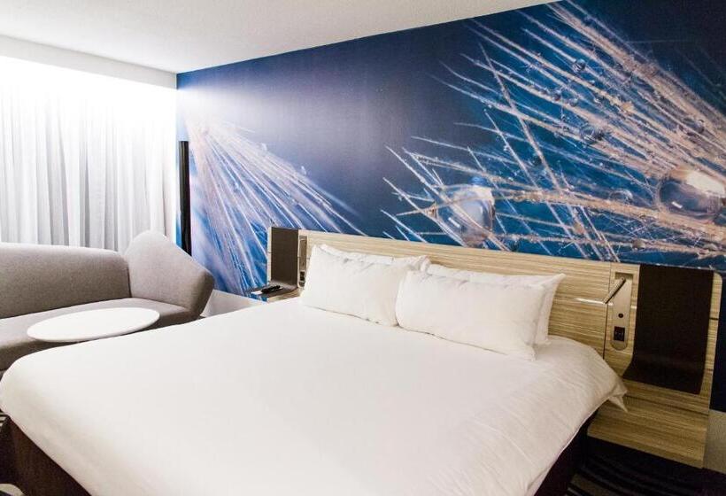 Executive Værelse King Size Seng, Novotel Toronto North York