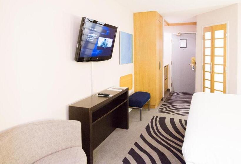 Superior Værelse King Size Seng, Novotel Toronto North York
