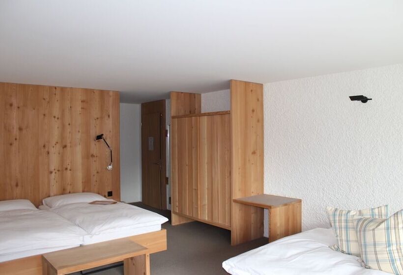 Семейный Номер, Hauser Hotel St. Moritz
