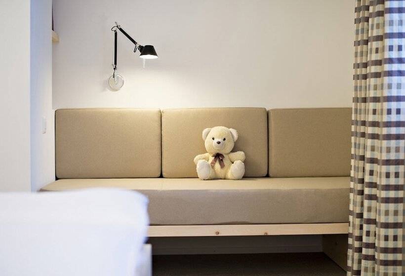 家庭间, Hauser Hotel St. Moritz