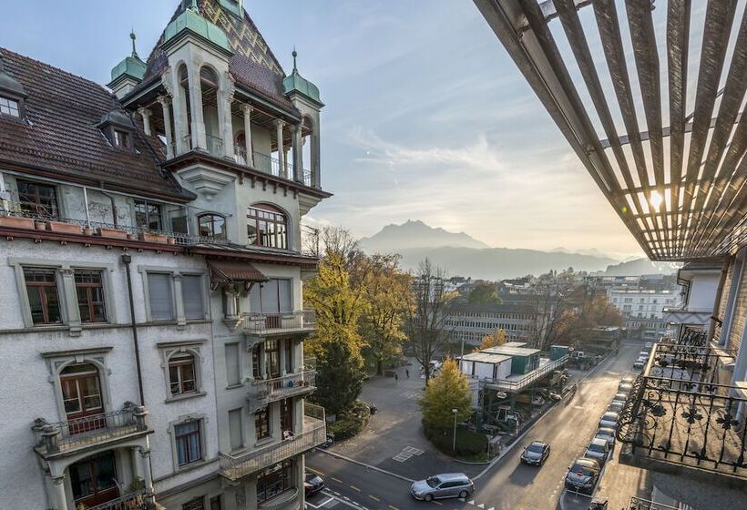 Quarto Estandar, Alpina Luzern