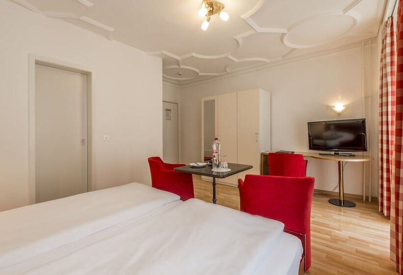 Quarto Estandar, Alpina Luzern