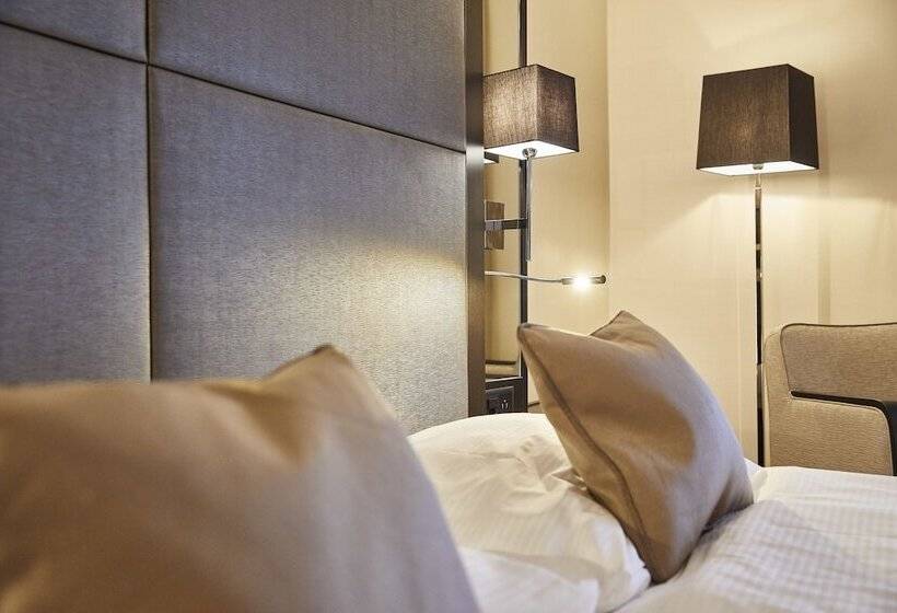 Quarto Deluxe, Alpina Luzern