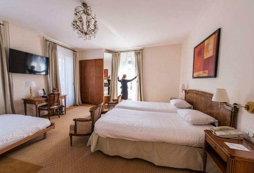 Семейный Номер, Eden Palace Au Lac