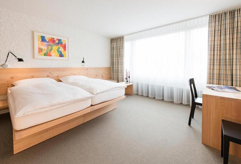 Номер Комфорт, Hauser Hotel St. Moritz