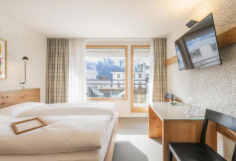 غرفة إقتصادية, Hauser Hotel St. Moritz