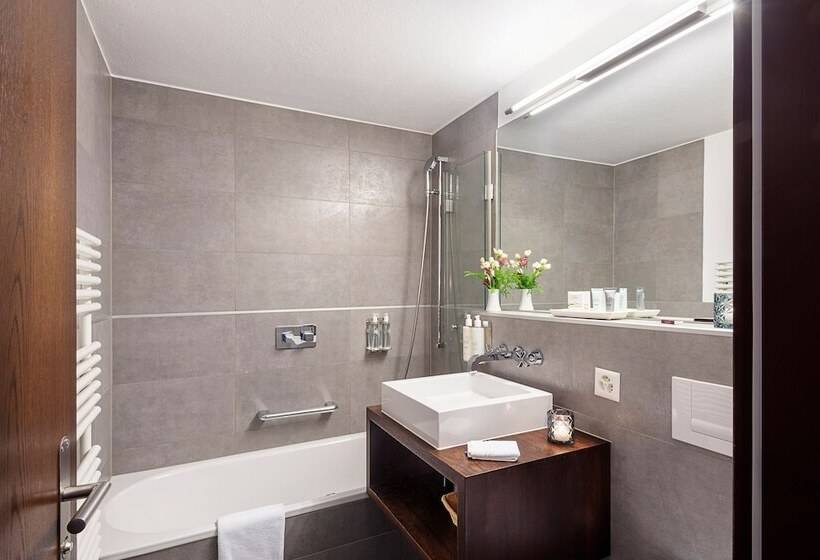 Номер Стандарт, Le Mirabeau Resort & Spa Zermatt
