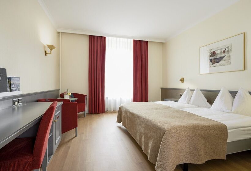 اتاق اجرایی, Seehotel Waldstätterhof Swiss Quality