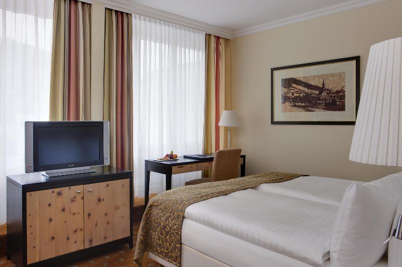 Номер Стандарт, Steigenberger Icon Grandhotel Belvédère