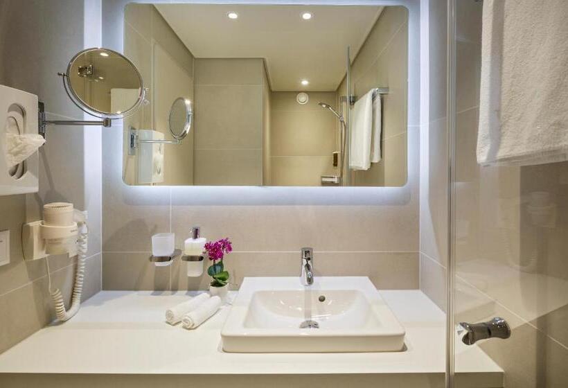 اتاق استاندارد یک نفره, Welcome Inn