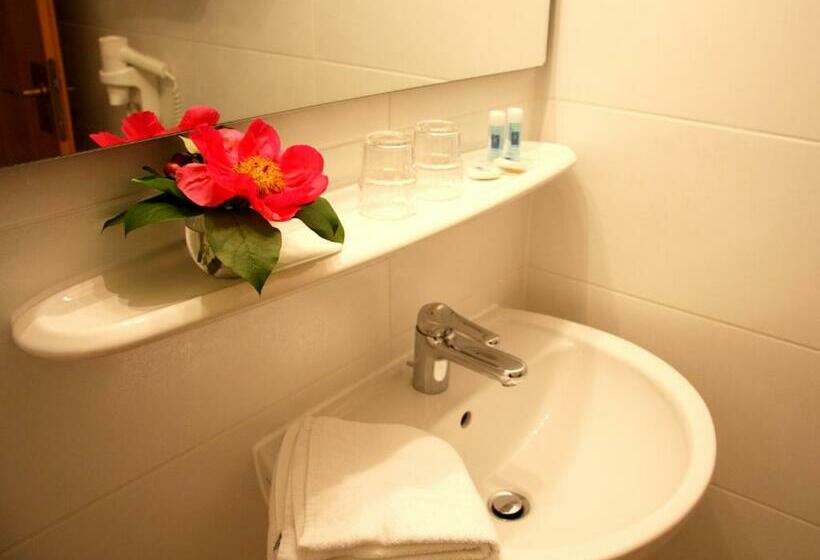 Quarto Estandar Individual, Altes Gasthaus Kuhr   Hotel & Restaurant