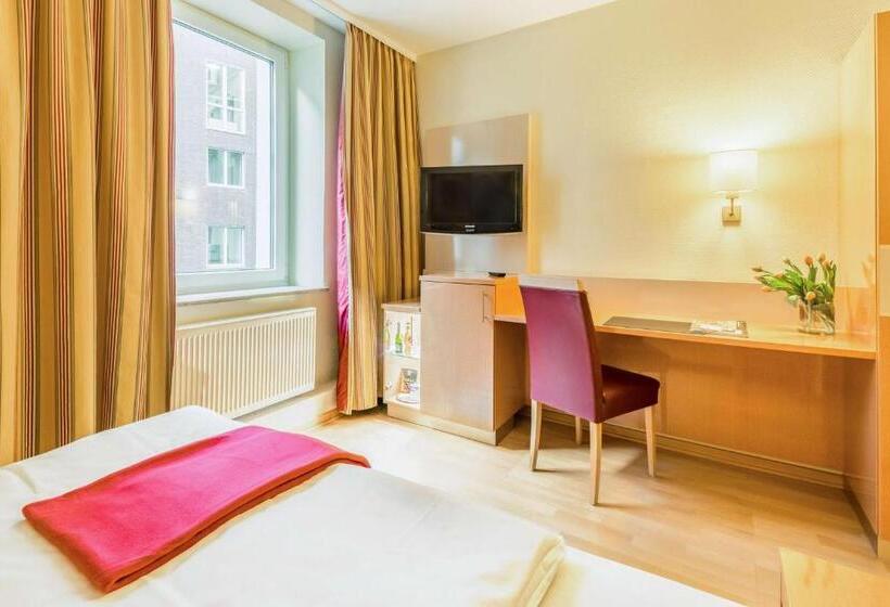 Номер Стандарт Индивидуальный, Essener Hof; Sure Hotel Collection By Best Western