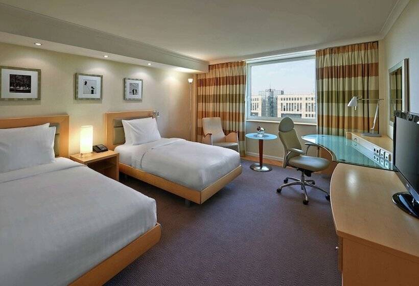 Номер Executive, Hilton Dusseldorf