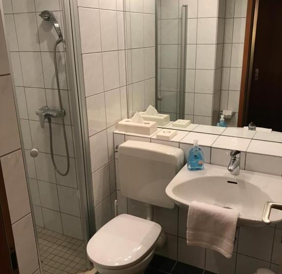Номер Deluxe с Балконом, Karaman Group