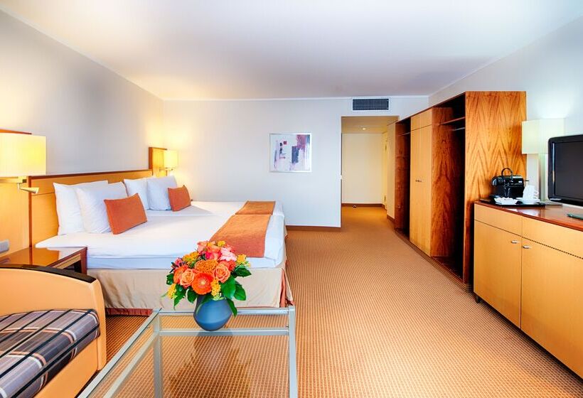Семейный Номер, Achat Hotel Karlsruhe City