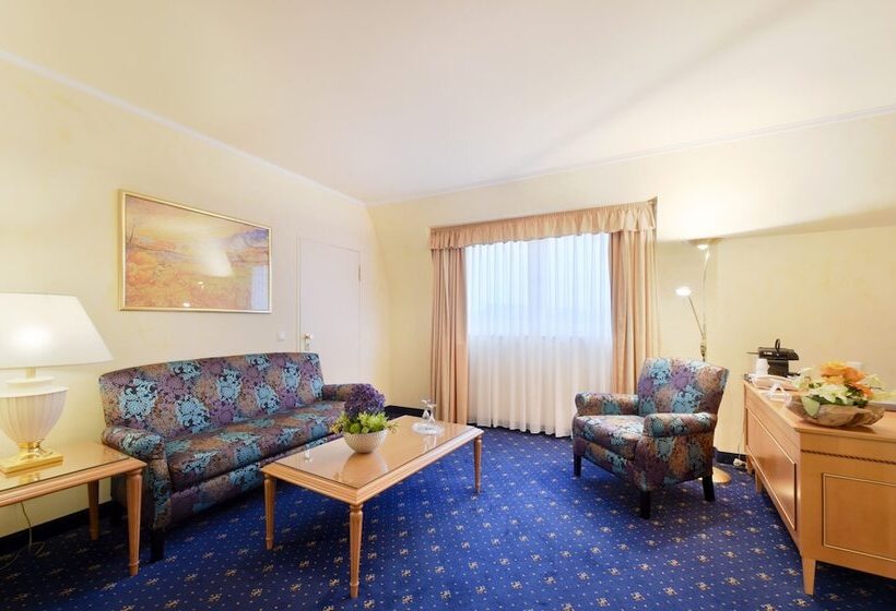 Полулюкс, Achat Hotel Karlsruhe City