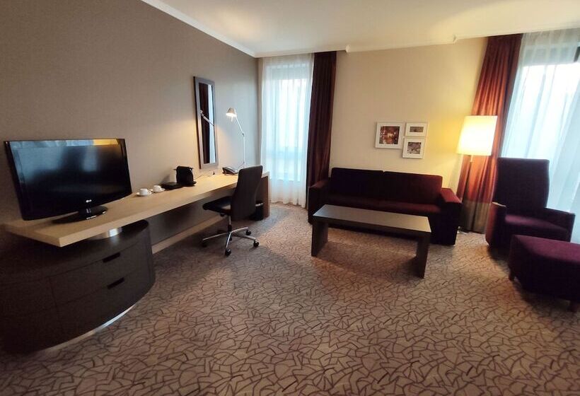 Полулюкс, Hilton Mainz