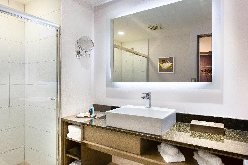 Номер Стандарт, Hilton Mainz