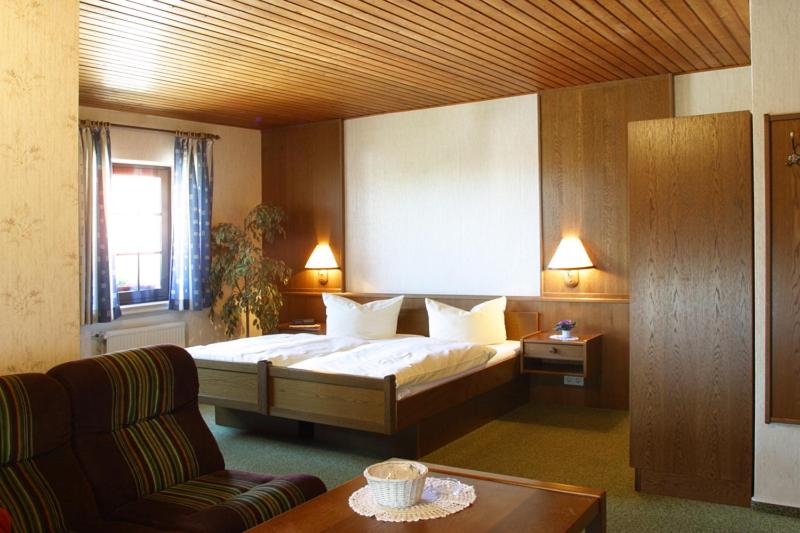 Номер Стандарт, Landgasthaus Pfahl