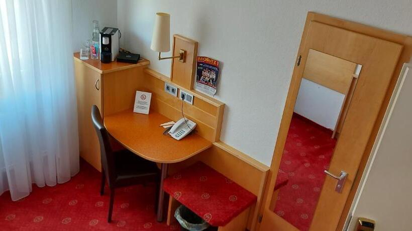 Апартаменты 1 Спальня, Stuttgart 21