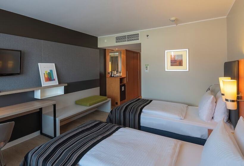 Номер Стандарт, Holiday Inn Munich City Centre, An Ihg