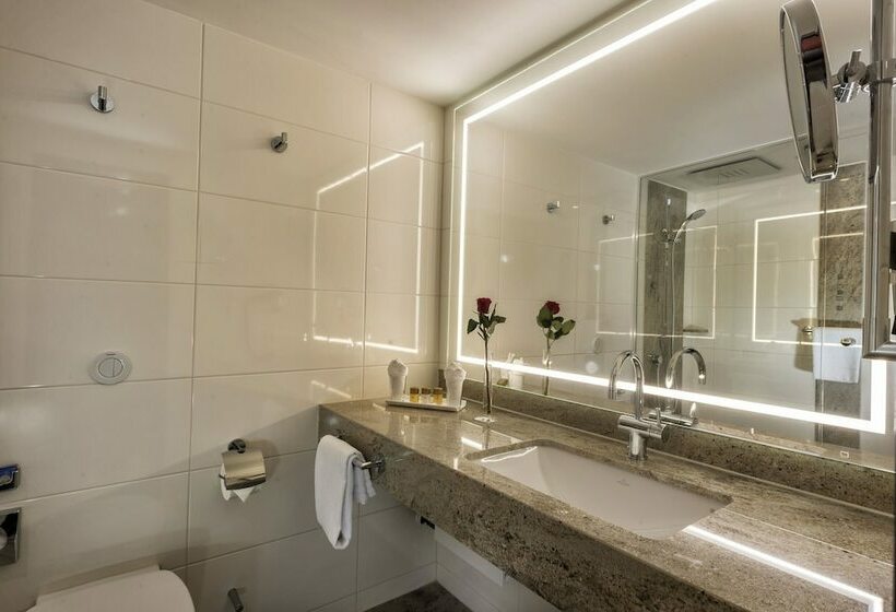 Номер Комфорт, Maritim Hotel Würzburg