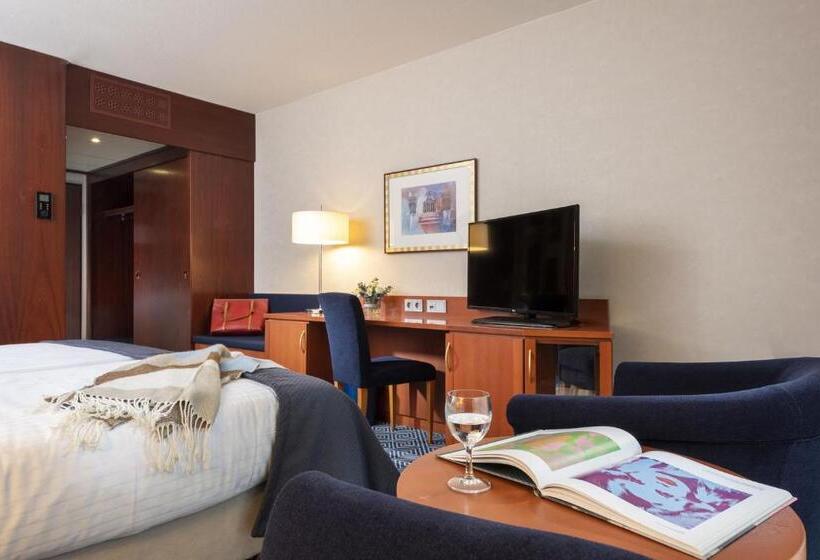 Номер Superior, Maritim Hotel Würzburg