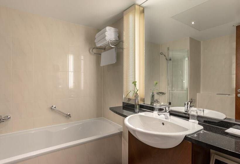 Номер Superior, Sheraton Carlton  Nuernberg