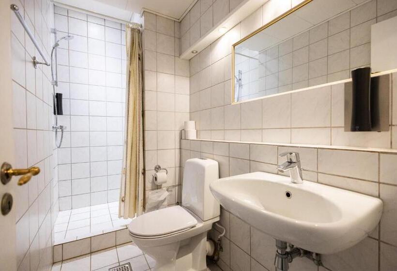 Номер Стандарт, Milling Hotel Windsor
