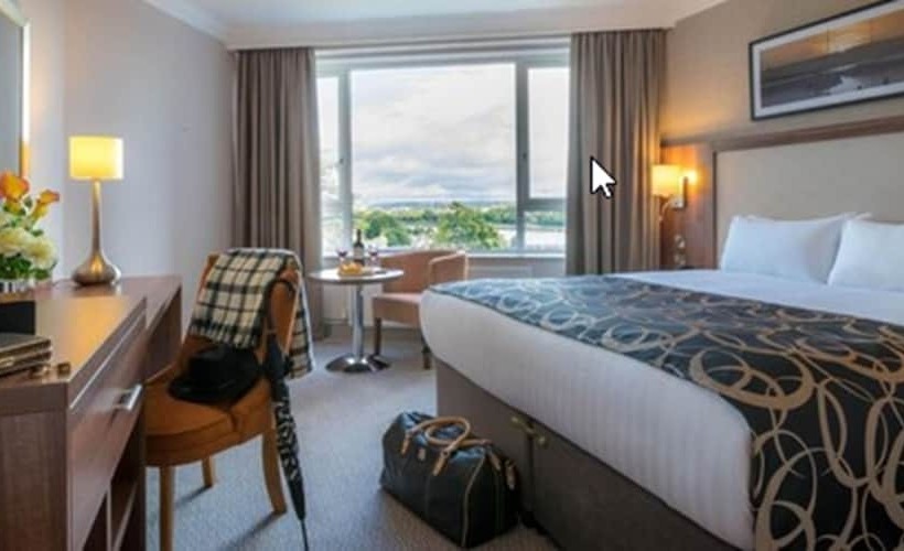 스탠다드 룸 킹사이즈 침대, Clayton Hotel Silver Springs