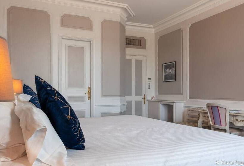 Королевский Номер, Grand Hotel De La Reine   Place Stanislas