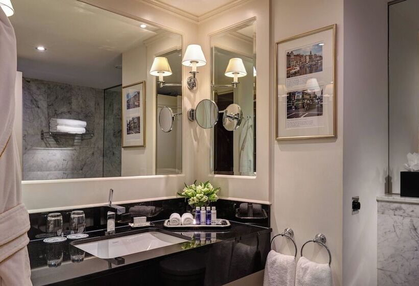 带2个双人床的标准工作室, The Shelbourne, Autograph Collection